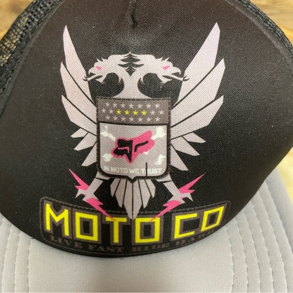 Fox Racing Moto Co “Live Fast Ride Hard” girls trucker hat - Picture 2 of 6